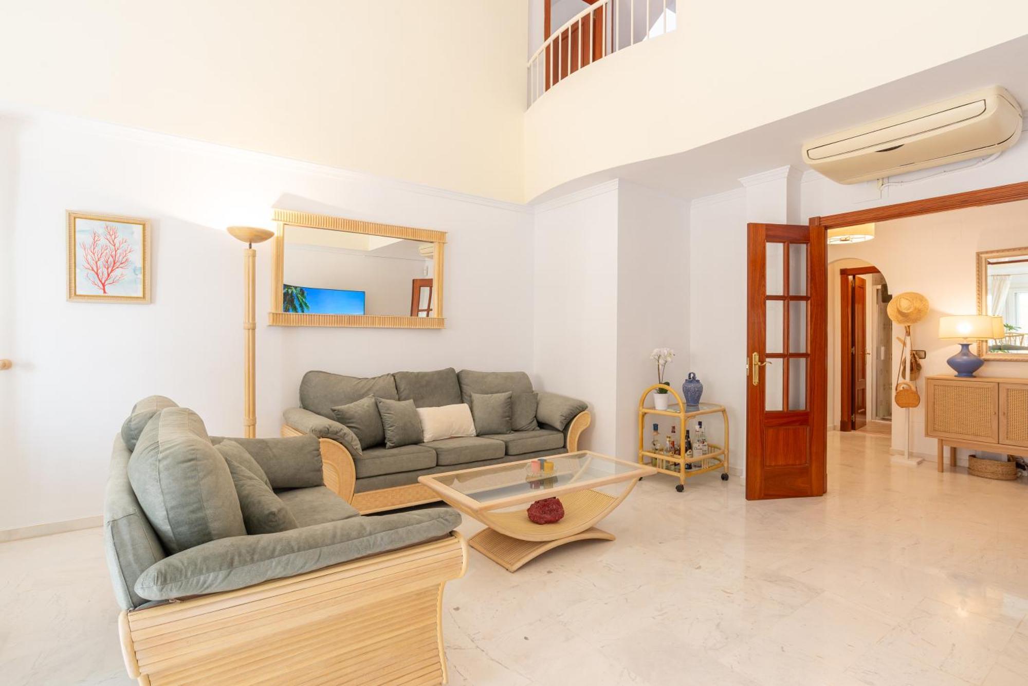טורמולינוס Villa Valentina - Renovated On Los Alamos Beach מראה חיצוני תמונה