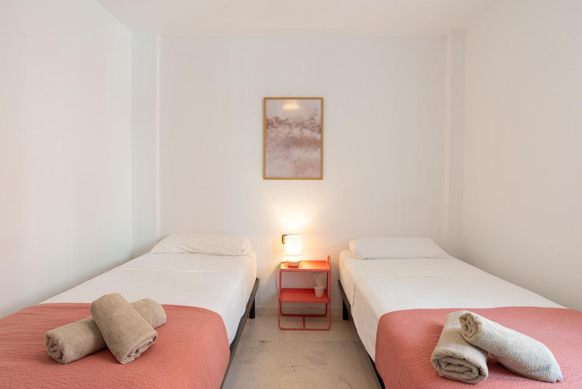 טורמולינוס Villa Valentina - Renovated On Los Alamos Beach מראה חיצוני תמונה