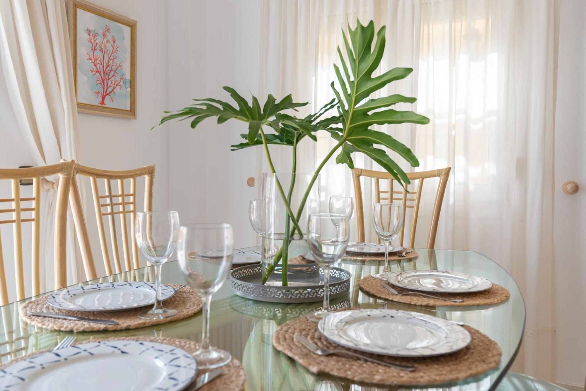 טורמולינוס Villa Valentina - Renovated On Los Alamos Beach מראה חיצוני תמונה